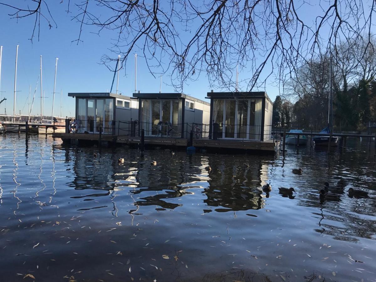 Botel Designer-hausboot Wannsee Berlin